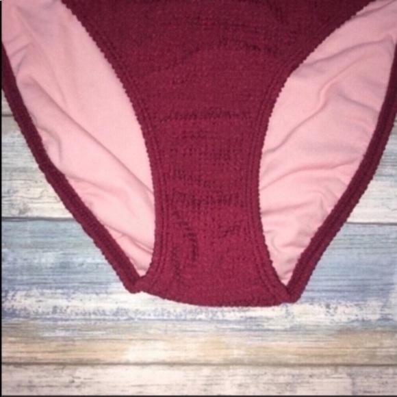 Xhilaration Red Hipster Cut Bikini Bottoms - Picture 2 of 4